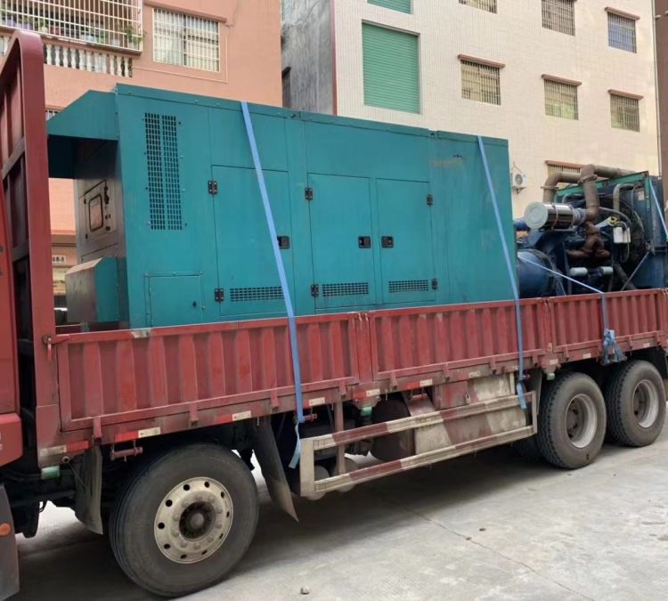 乃东如何在不同负载率下确保 400KW 柴油发电机组的正常运行？