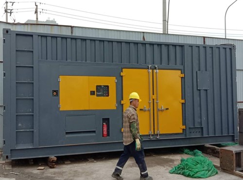 乃东低温环境下,柴油发电机组电池的充电电压应如何调整?